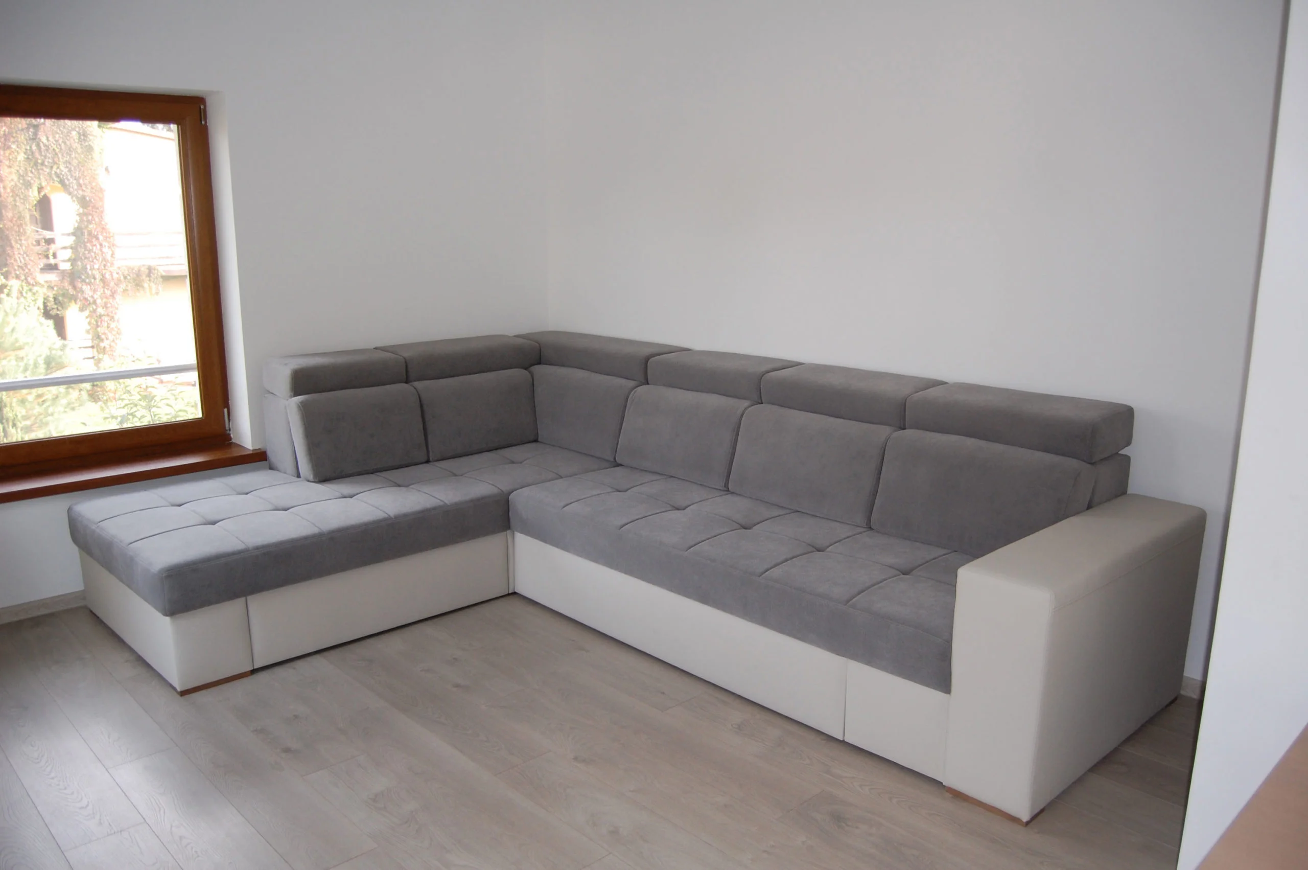 Narożnik AMBASADOR III